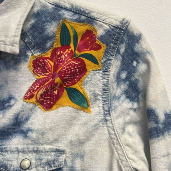Upcycled Boho luxxe (Abercrombie bit original) one of a kind denim shirt - Picture 2 of 4